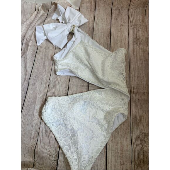 NWT‎ Beach Riot Swim White Selena Lace One Piece Side Cutout Bow Bridal Swimsuit - Picture 12 of 12